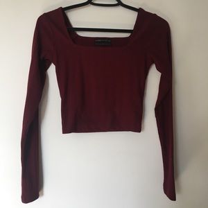 Cropped, red/burgundy, long-sleeved top